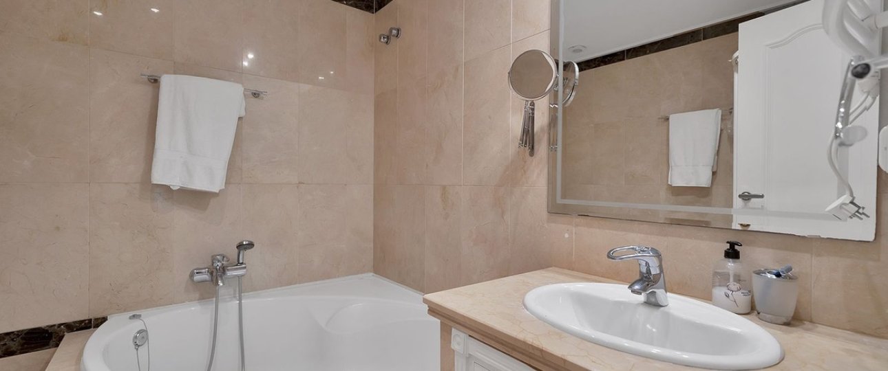 Resale - apartment - Estepona - New Golden Mile