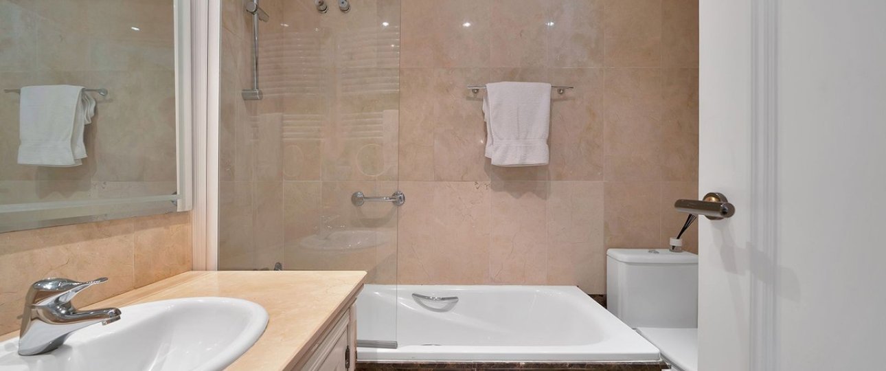 Resale - apartment - Estepona - New Golden Mile