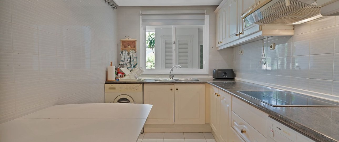 Resale - apartment - Estepona - New Golden Mile