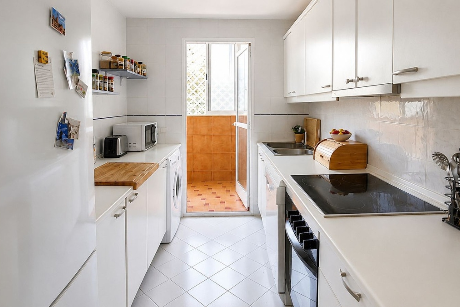 Resale - apartment - Estepona - New Golden Mile