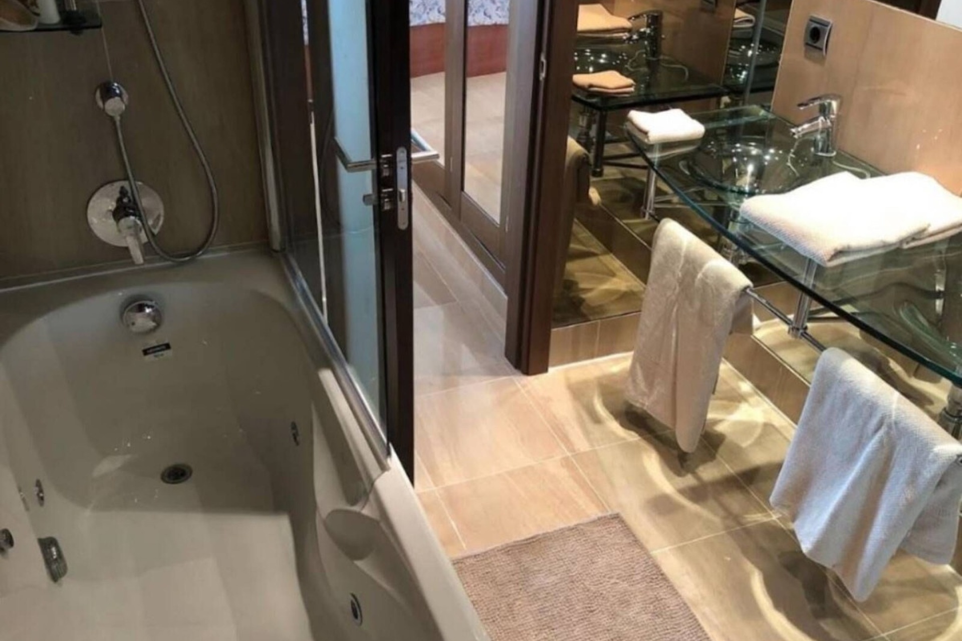 Resale - apartment - Estepona - New Golden Mile