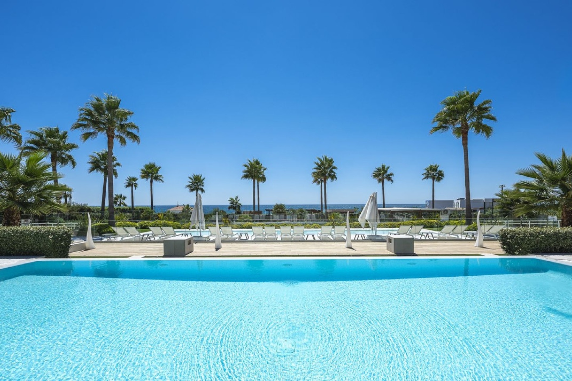 Resale - apartment - Estepona - New Golden Mile