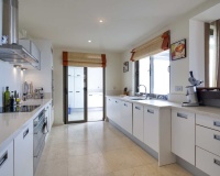Resale - apartment - Estepona - New Golden Mile