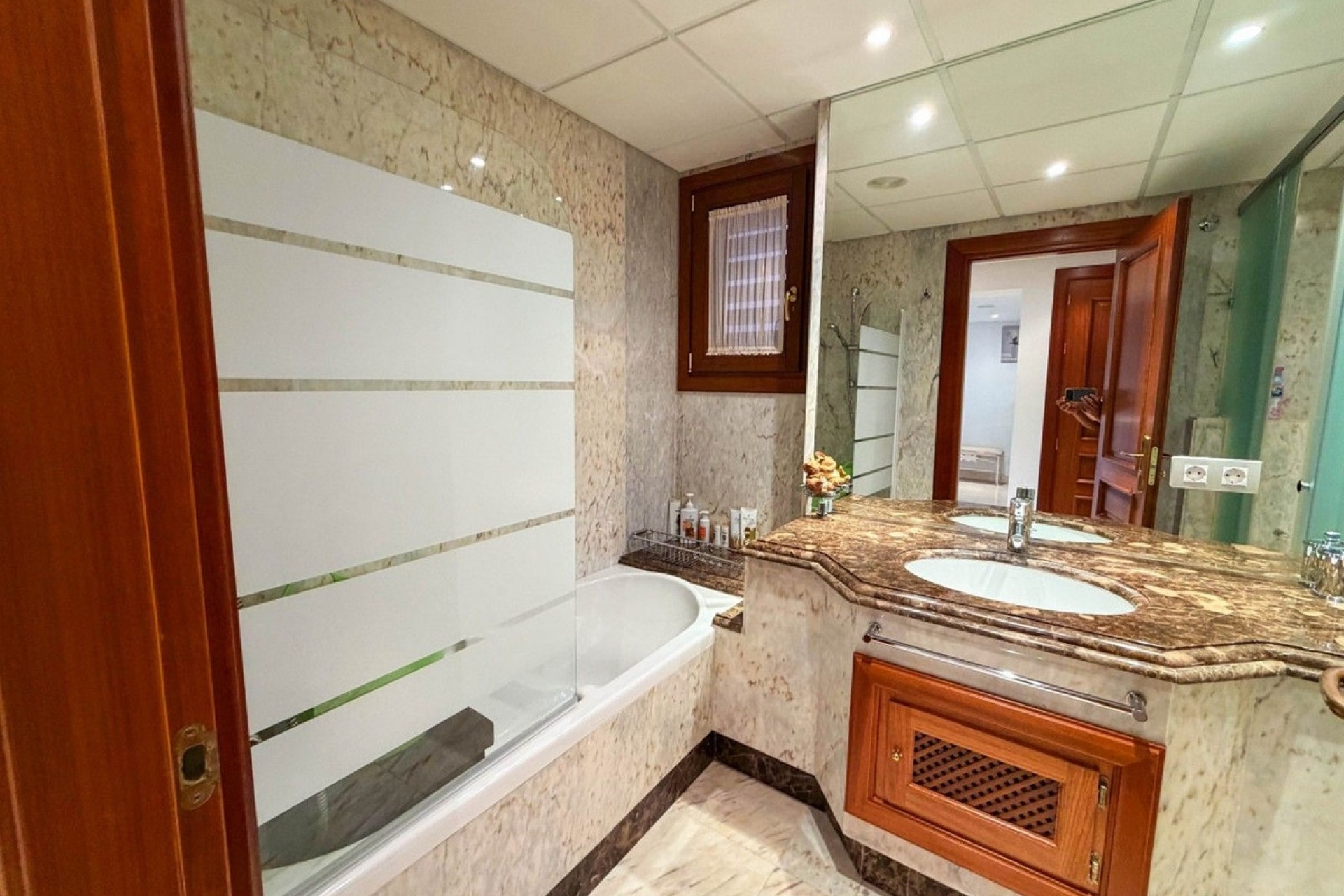 Resale - apartment - Estepona - New Golden Mile