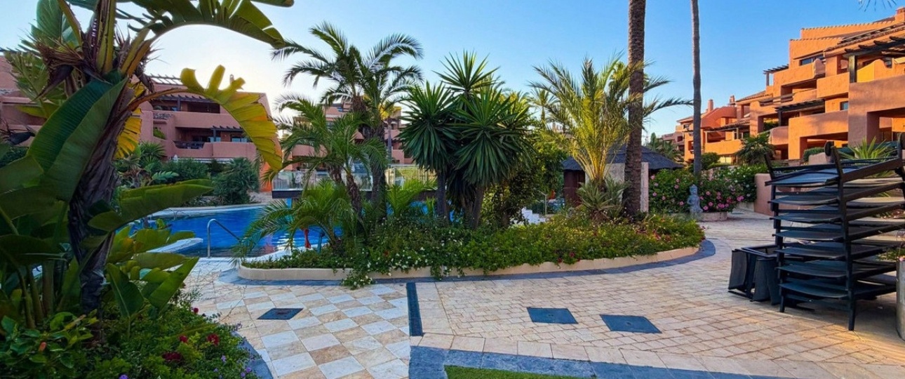 Resale - apartment - Estepona - New Golden Mile
