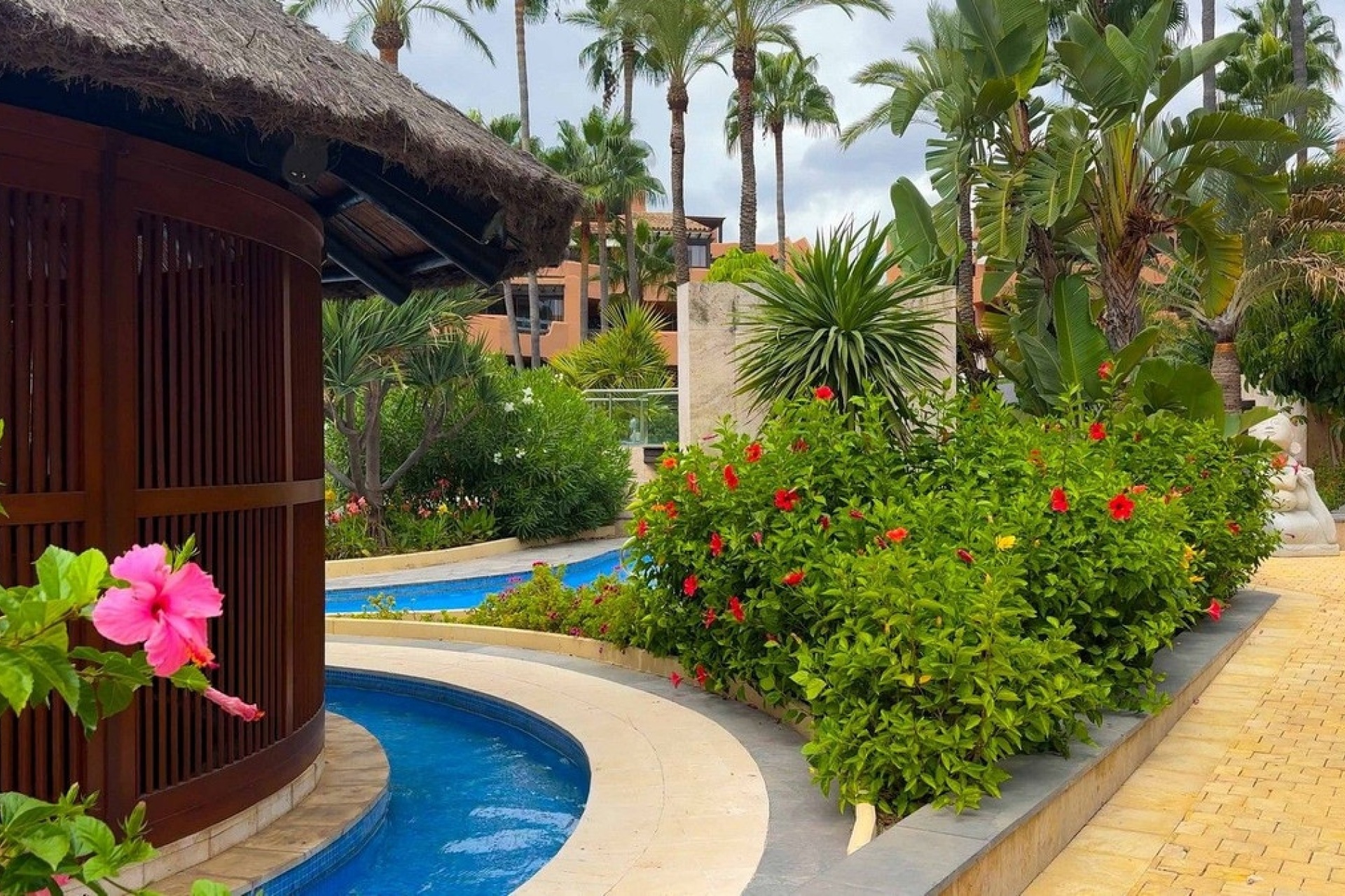 Resale - apartment - Estepona - New Golden Mile