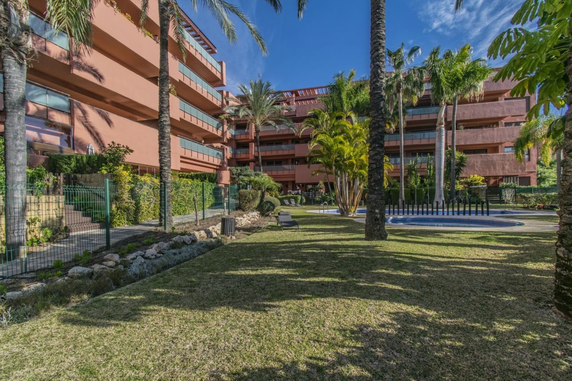 Resale - apartment - Estepona - New Golden Mile
