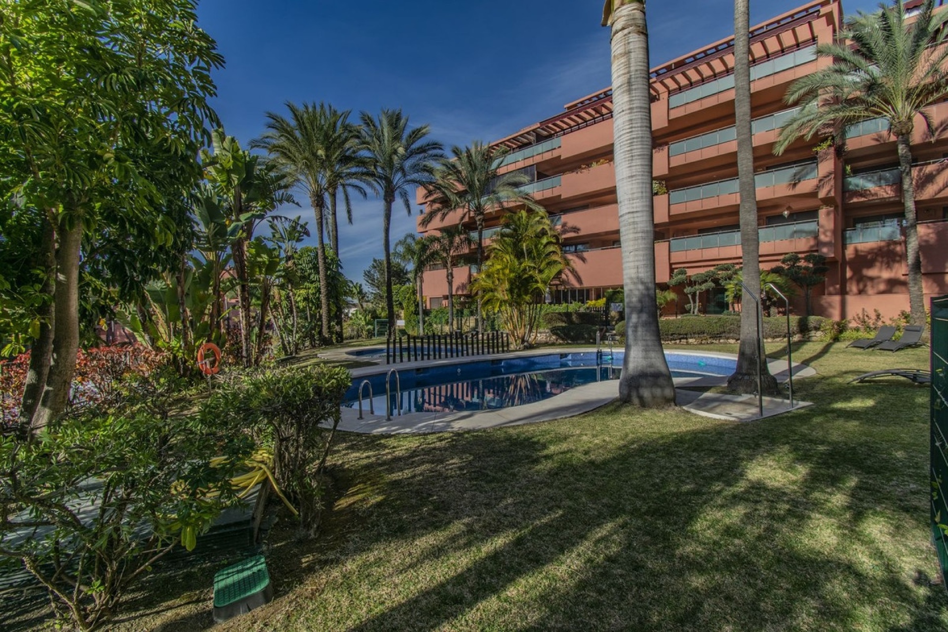 Resale - apartment - Estepona - New Golden Mile