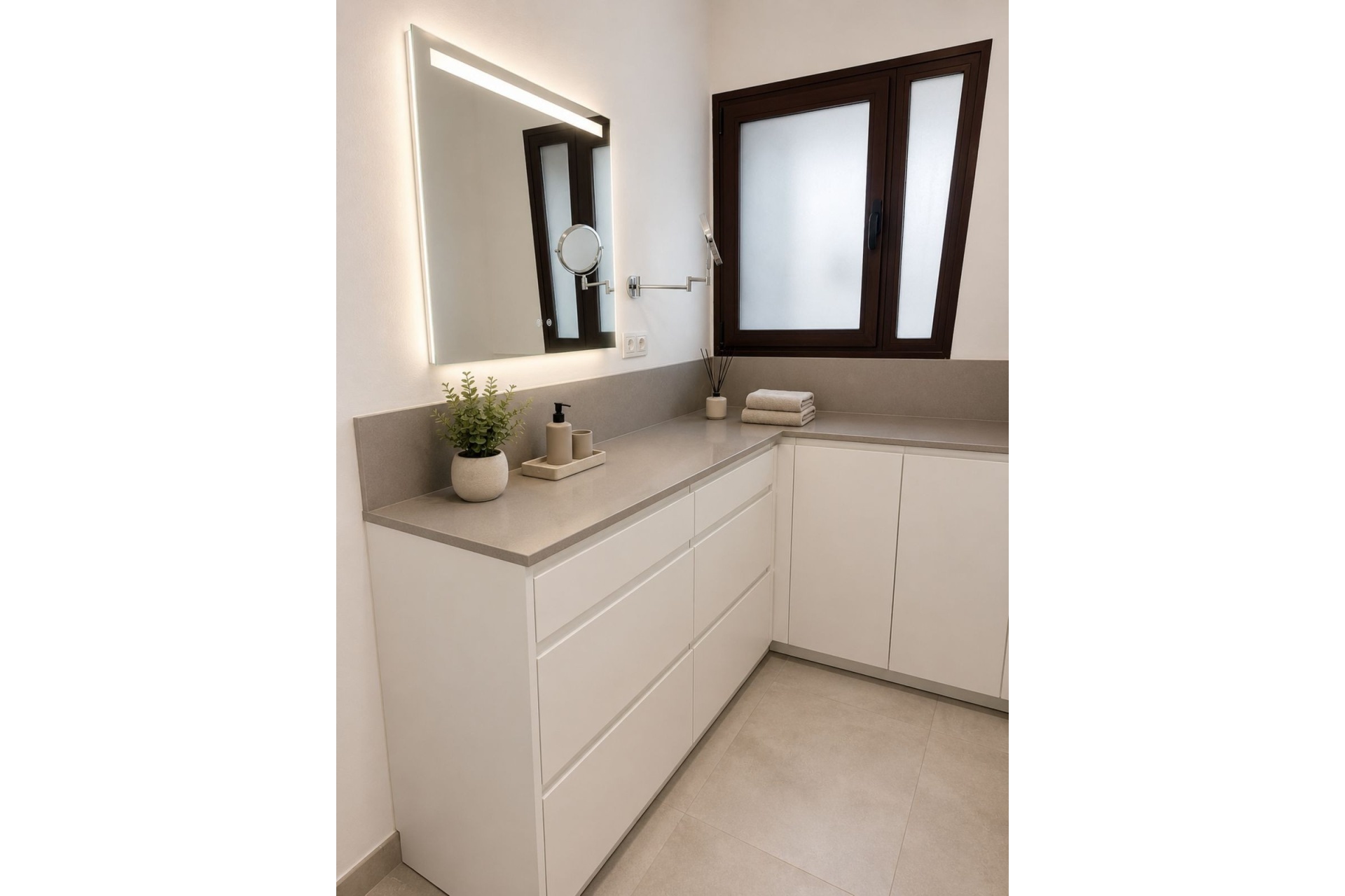 Resale - apartment - Estepona - New Golden Mile