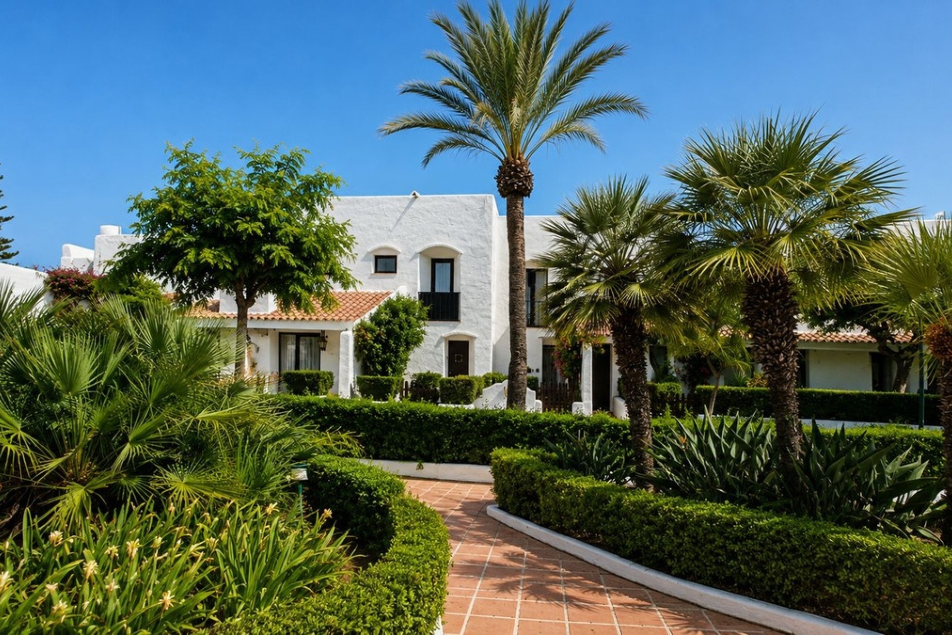 Resale - apartment - Estepona - New Golden Mile