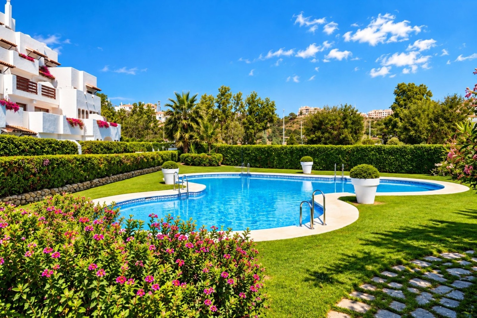 Resale - apartment - Estepona - New Golden Mile