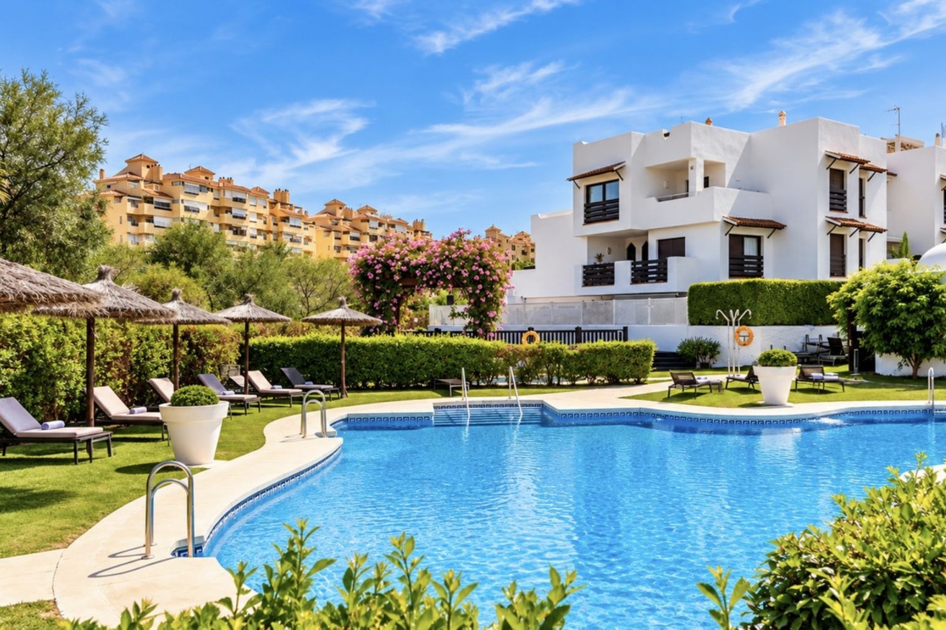 Resale - apartment - Estepona - New Golden Mile