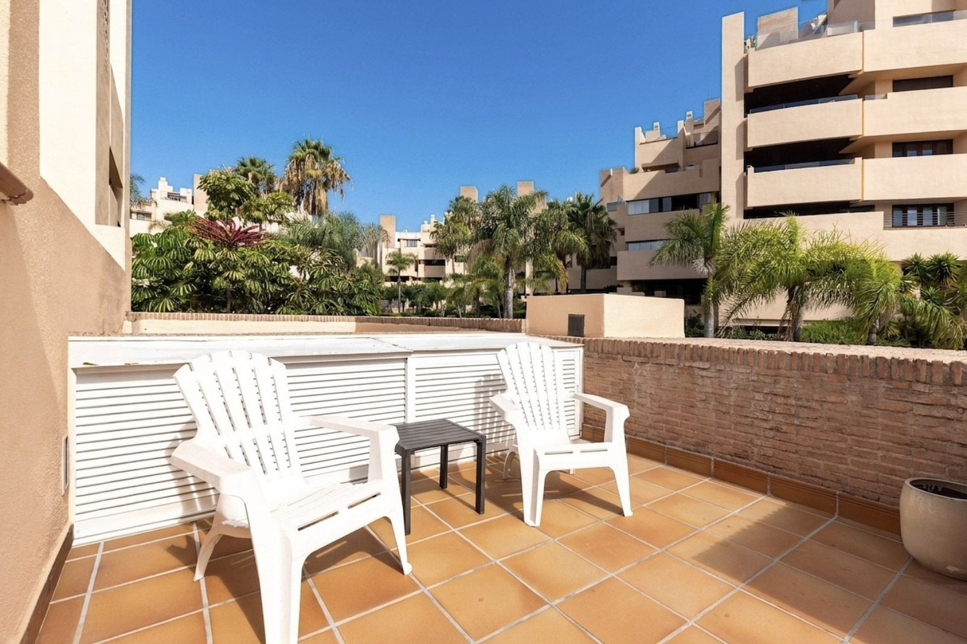Resale - apartment - Estepona - New Golden Mile