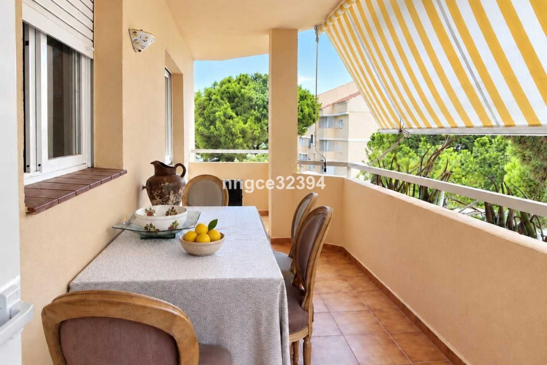 Resale - apartment - Estepona - New Golden Mile