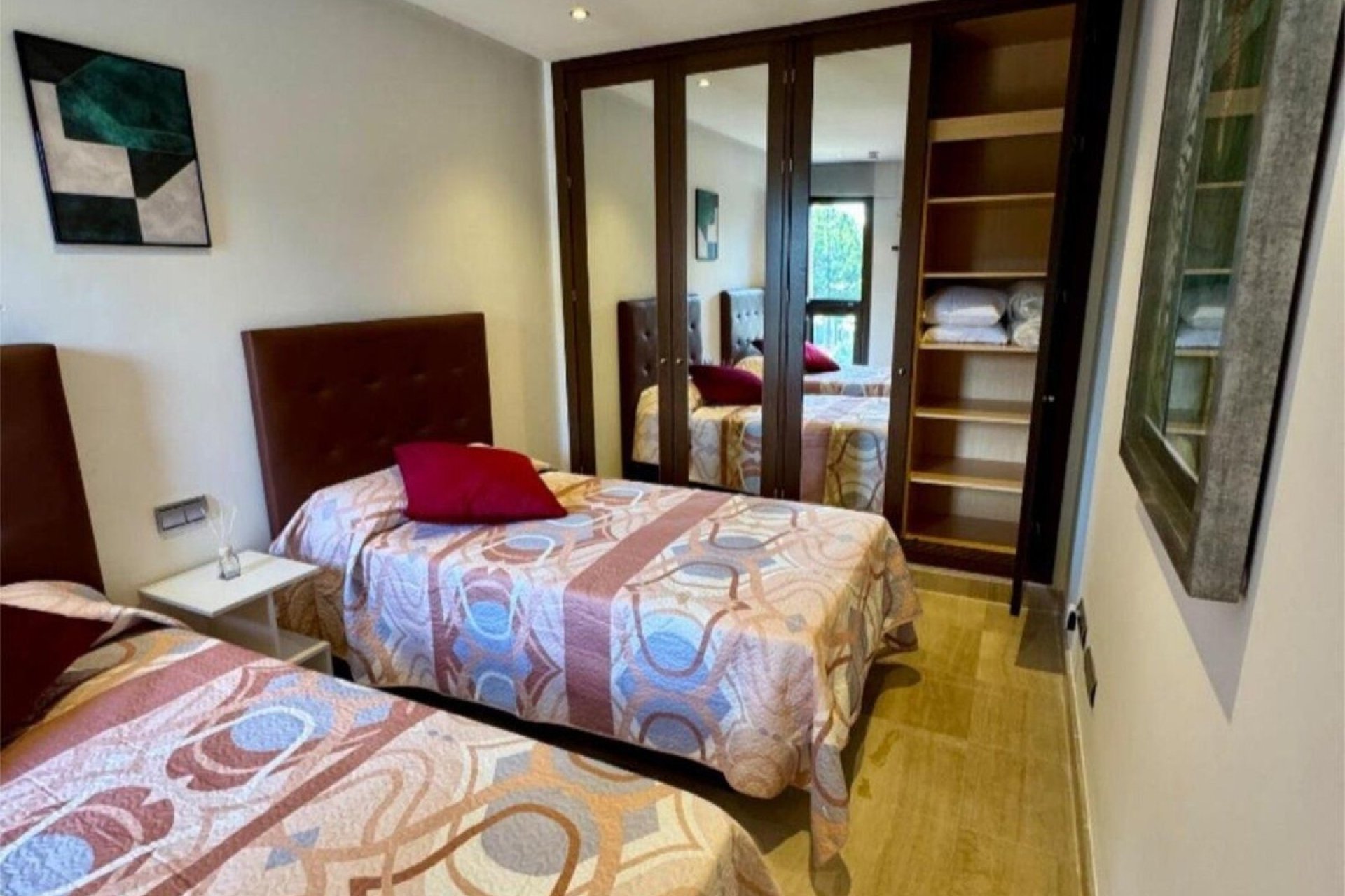 Resale - apartment - Estepona - New Golden Mile