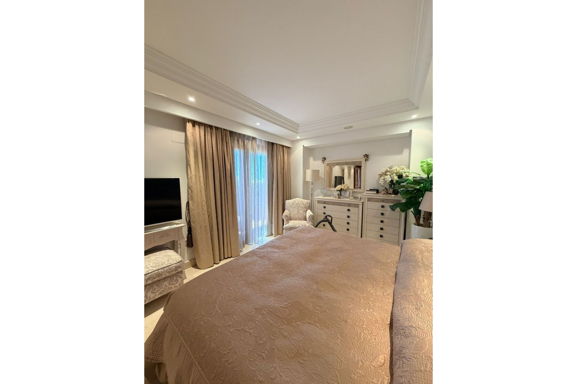 Resale - apartment - Estepona - New Golden Mile