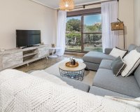 Resale - apartment - Estepona - Selwo