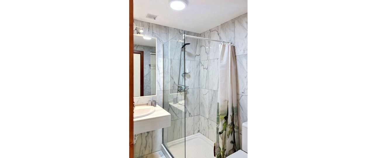 Resale - apartment - Estepona - Selwo