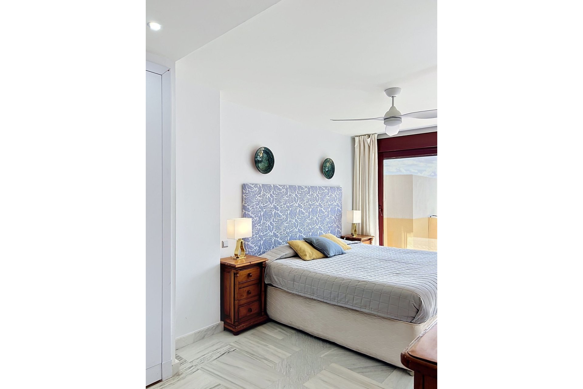 Resale - apartment - Estepona - Selwo
