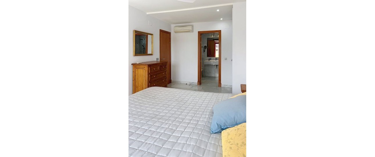 Resale - apartment - Estepona - Selwo