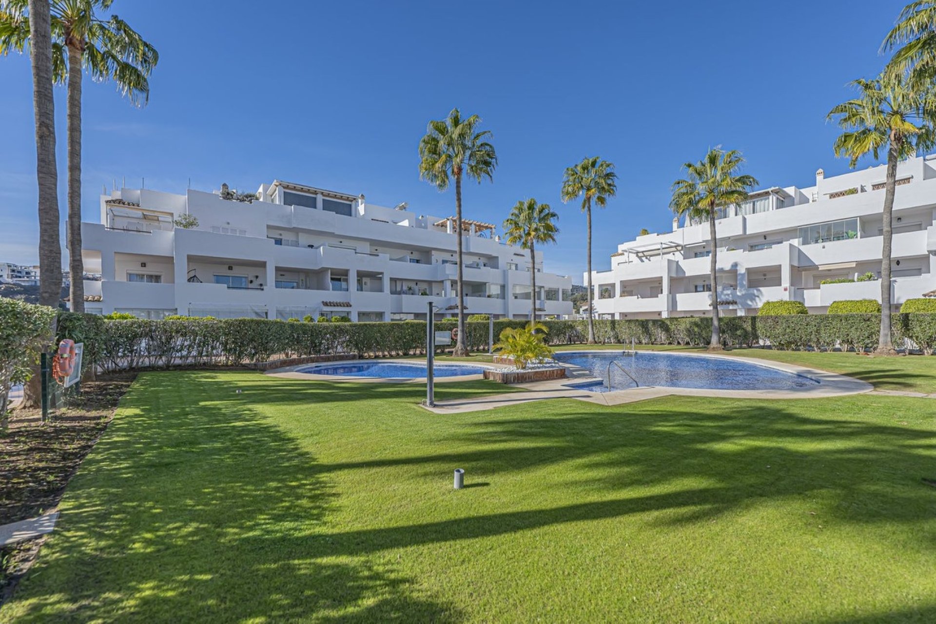 Resale - apartment - Estepona - Selwo