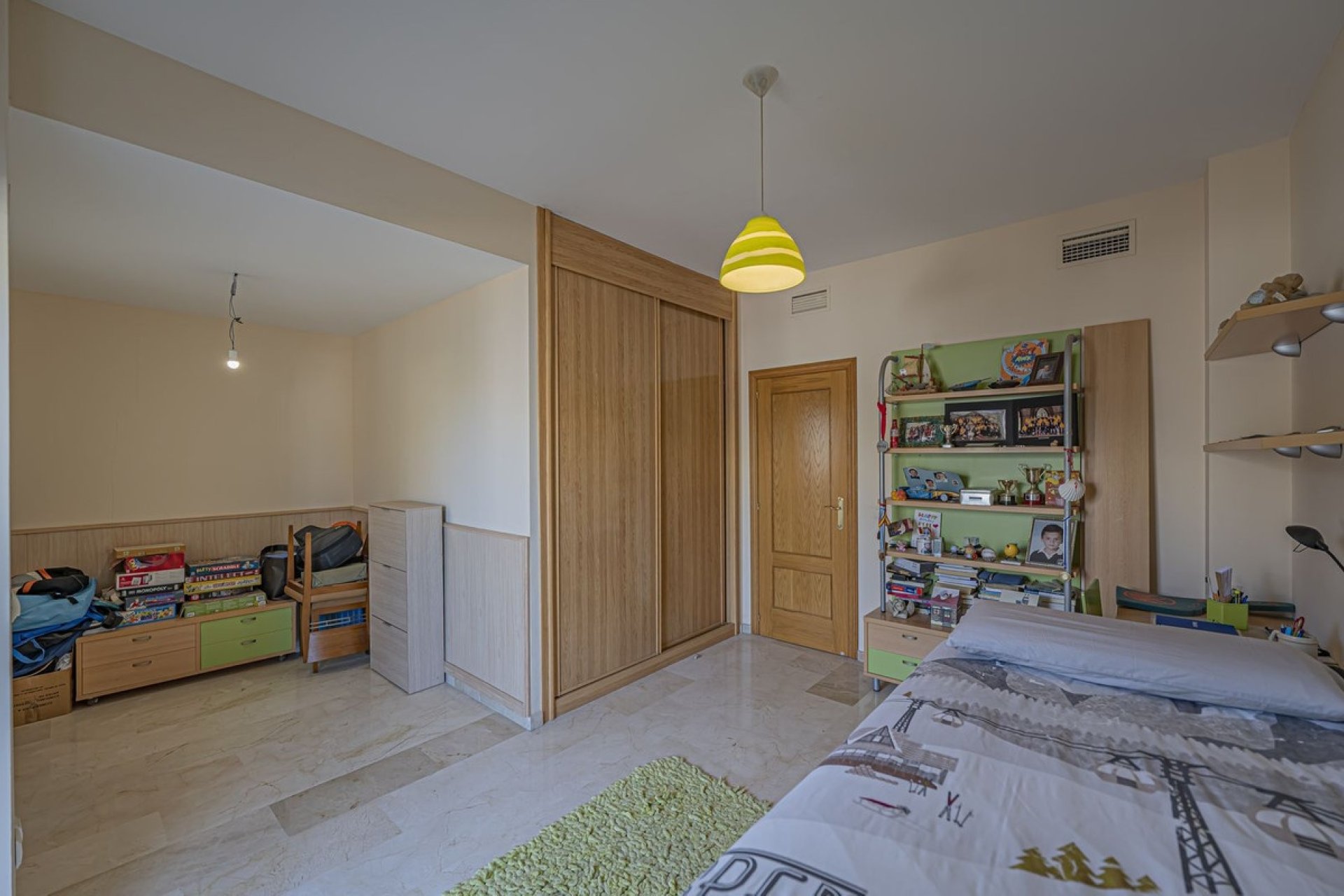 Resale - apartment - Estepona - Selwo