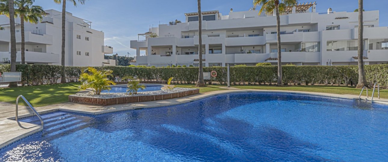 Resale - apartment - Estepona - Selwo