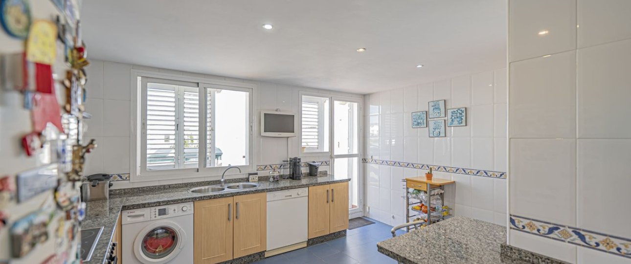 Resale - apartment - Estepona - Selwo