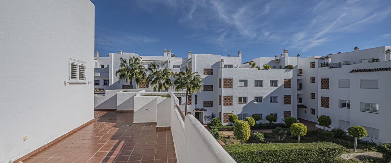 Resale - apartment - Estepona - Selwo