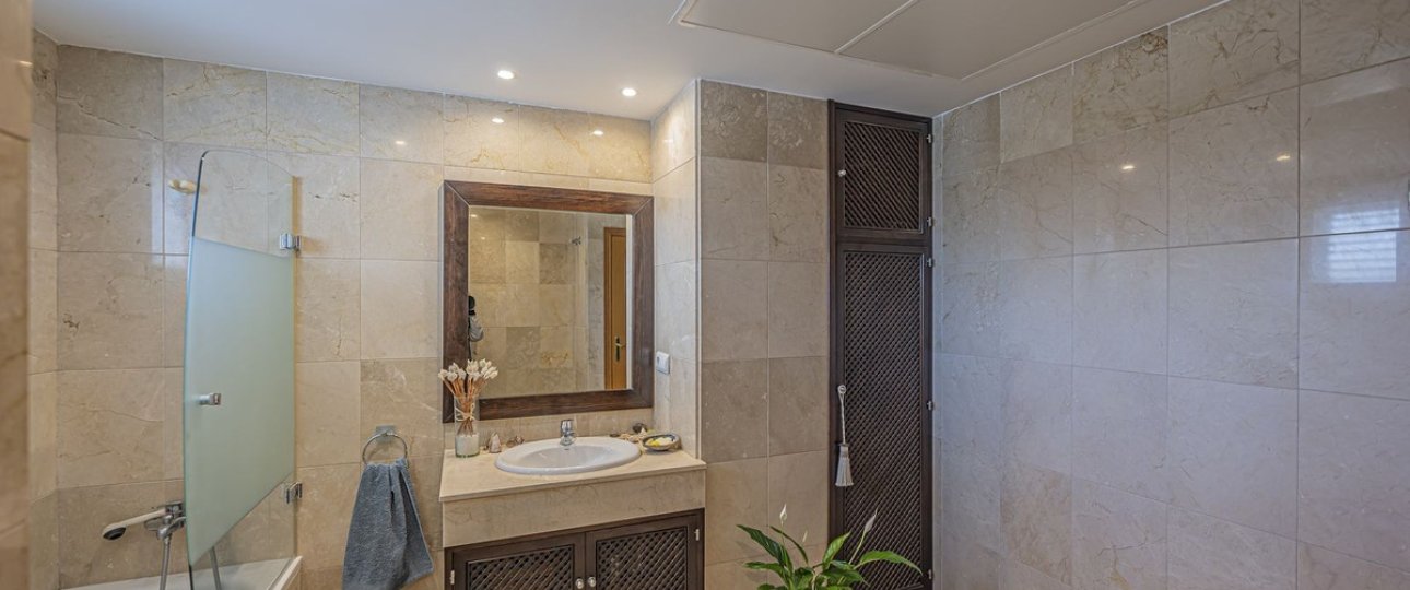 Resale - apartment - Estepona - Selwo