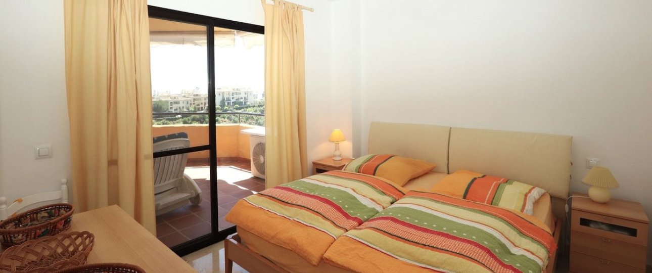 Resale - apartment - Estepona - Selwo