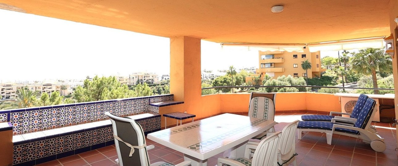 Resale - apartment - Estepona - Selwo