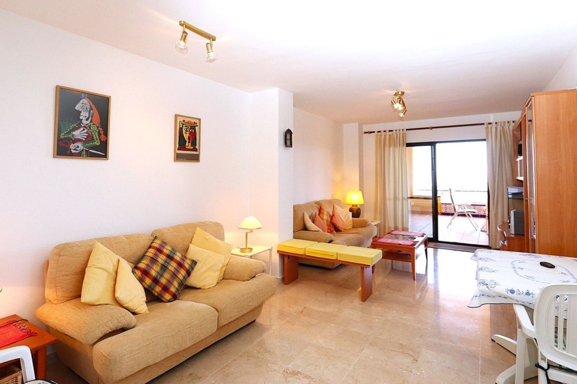 Resale - apartment - Estepona - Selwo