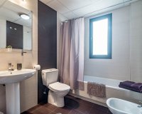 Resale - apartment - Estepona - Selwo