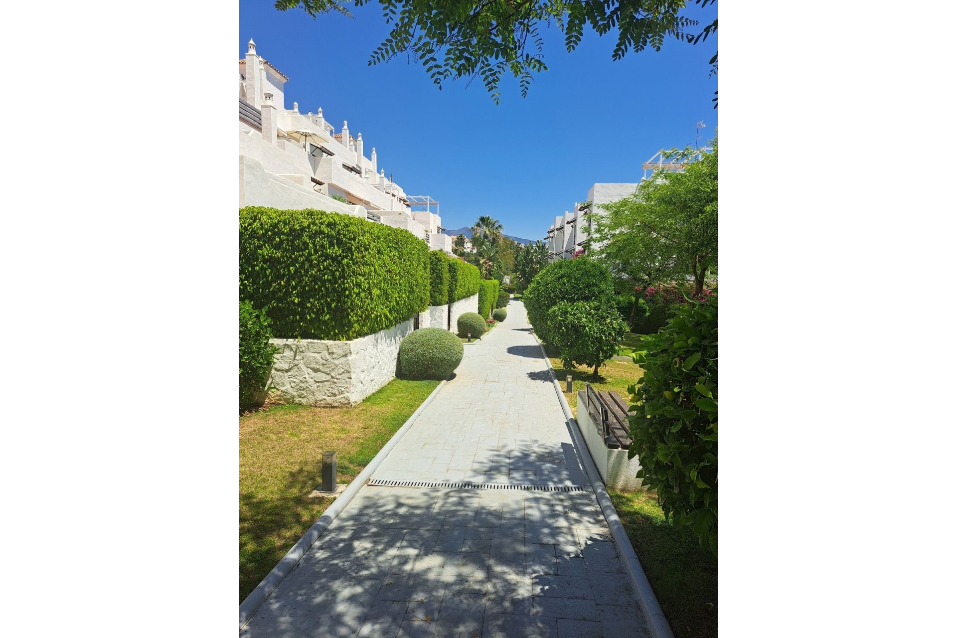 Resale - apartment - Estepona - Selwo