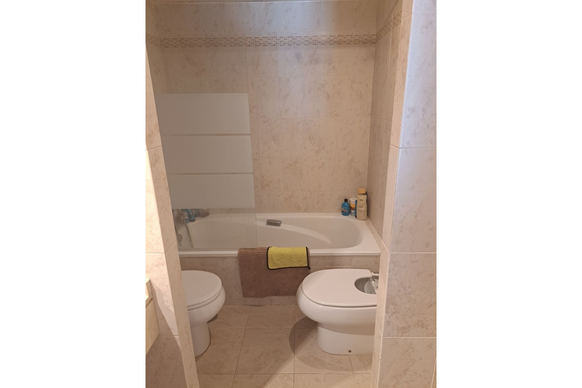 Resale - apartment - Estepona - Selwo