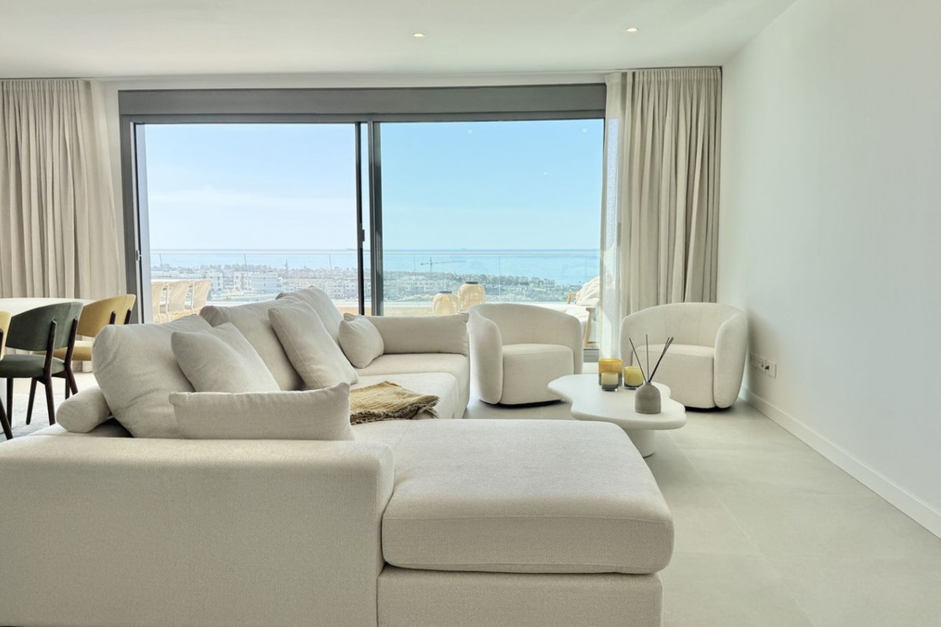 Resale - apartment - Estepona - Selwo