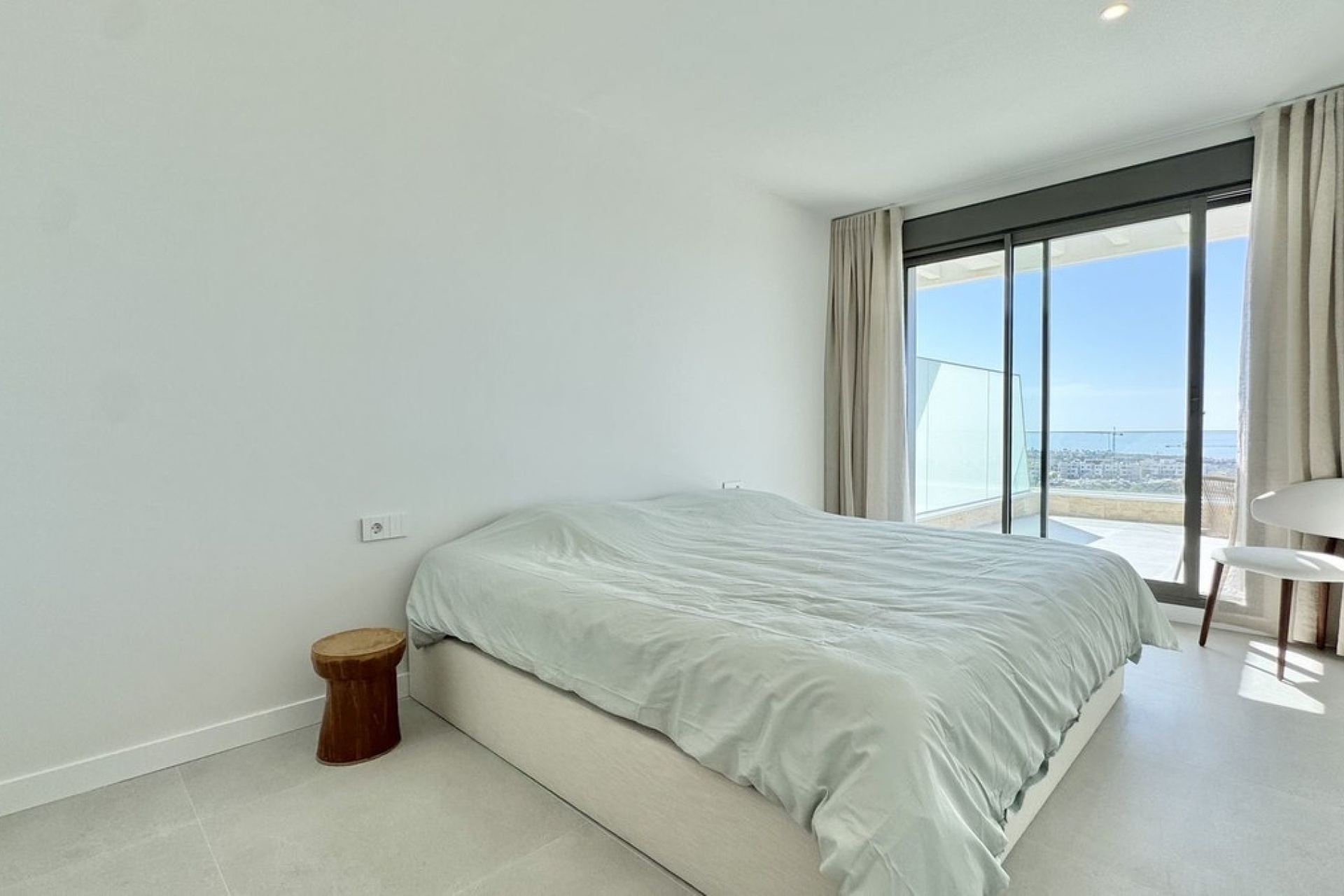 Resale - apartment - Estepona - Selwo