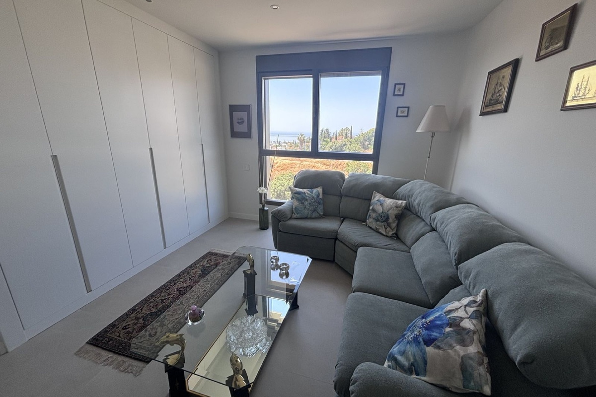 Resale - apartment - Estepona - Selwo
