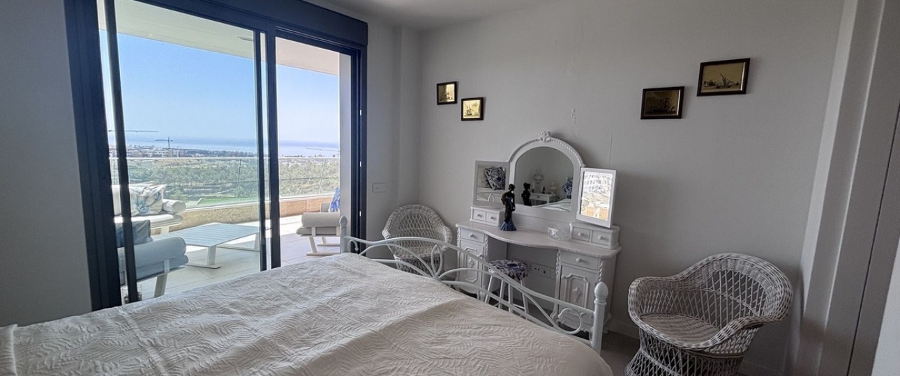 Resale - apartment - Estepona - Selwo