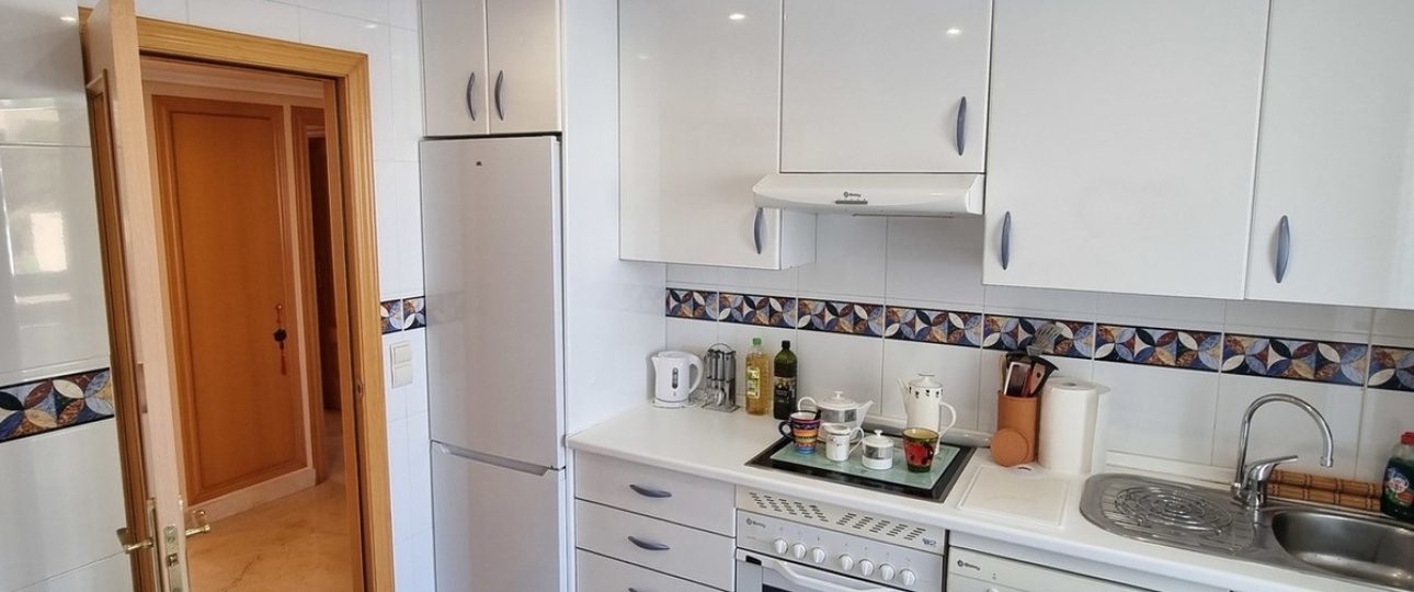Resale - apartment - Estepona - Selwo