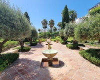 Resale - apartment - Estepona - Selwo