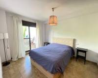Resale - apartment - Estepona - Selwo