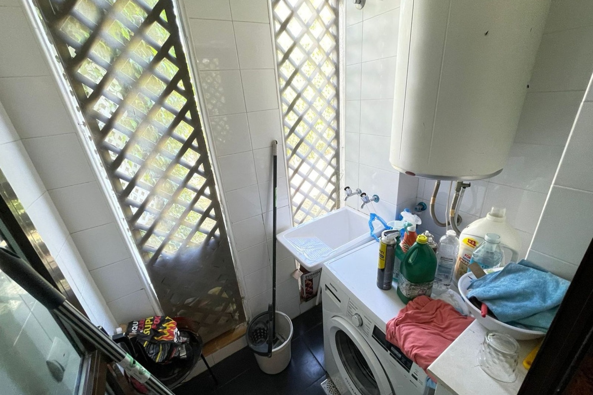 Resale - apartment - Estepona - Selwo