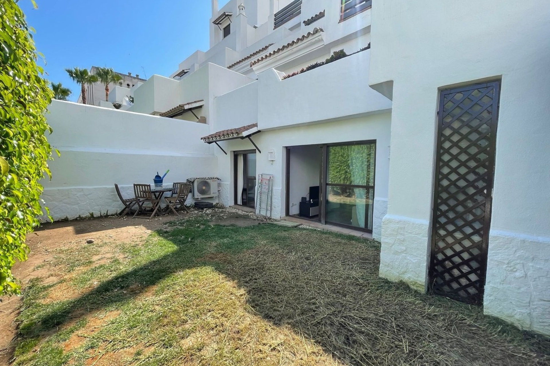 Resale - apartment - Estepona - Selwo