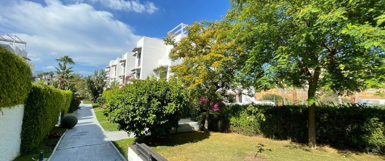 Resale - apartment - Estepona - Selwo
