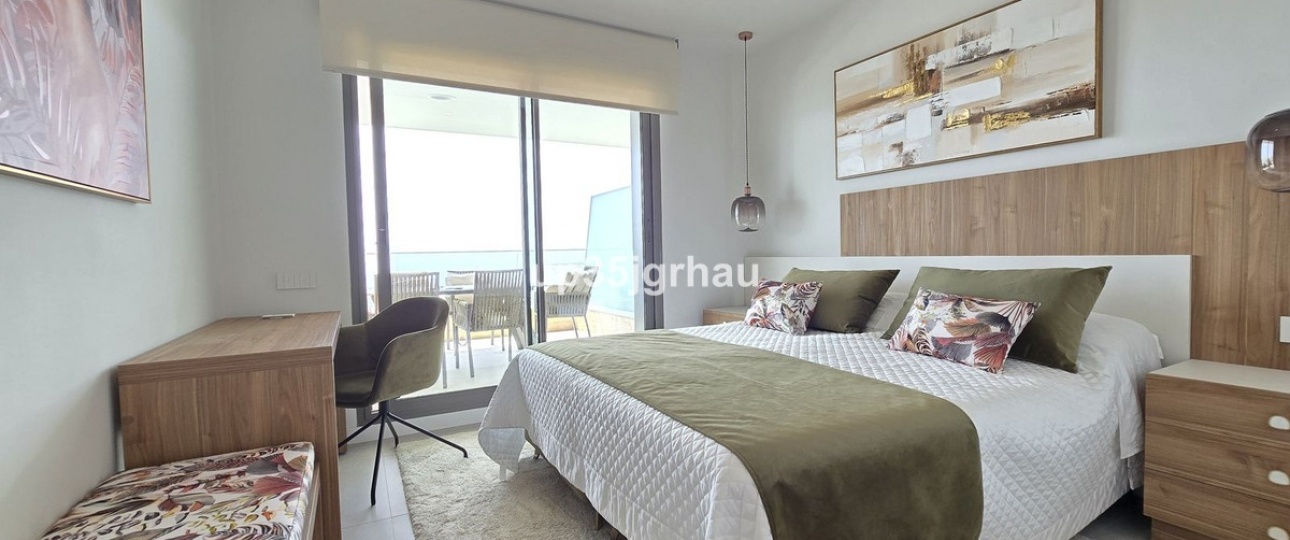 Resale - apartment - Estepona - Selwo
