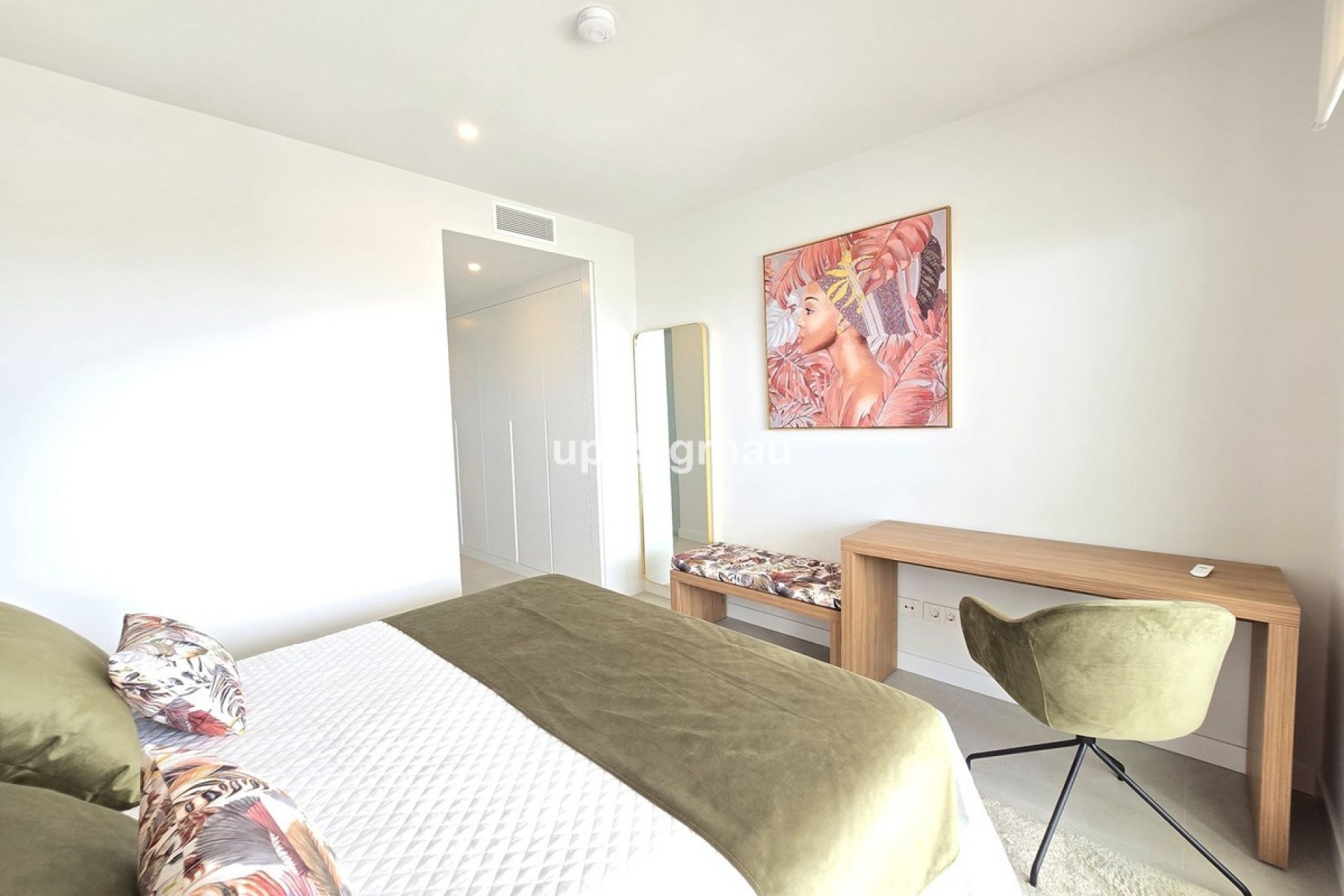 Resale - apartment - Estepona - Selwo