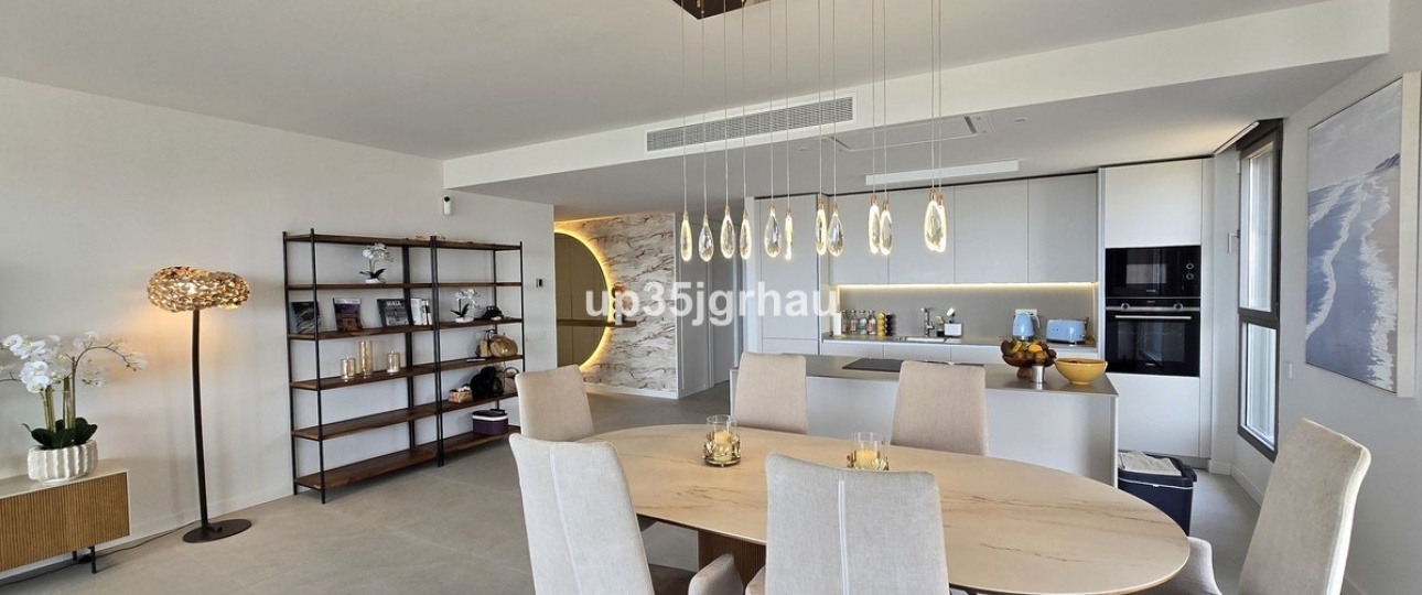 Resale - apartment - Estepona - Selwo