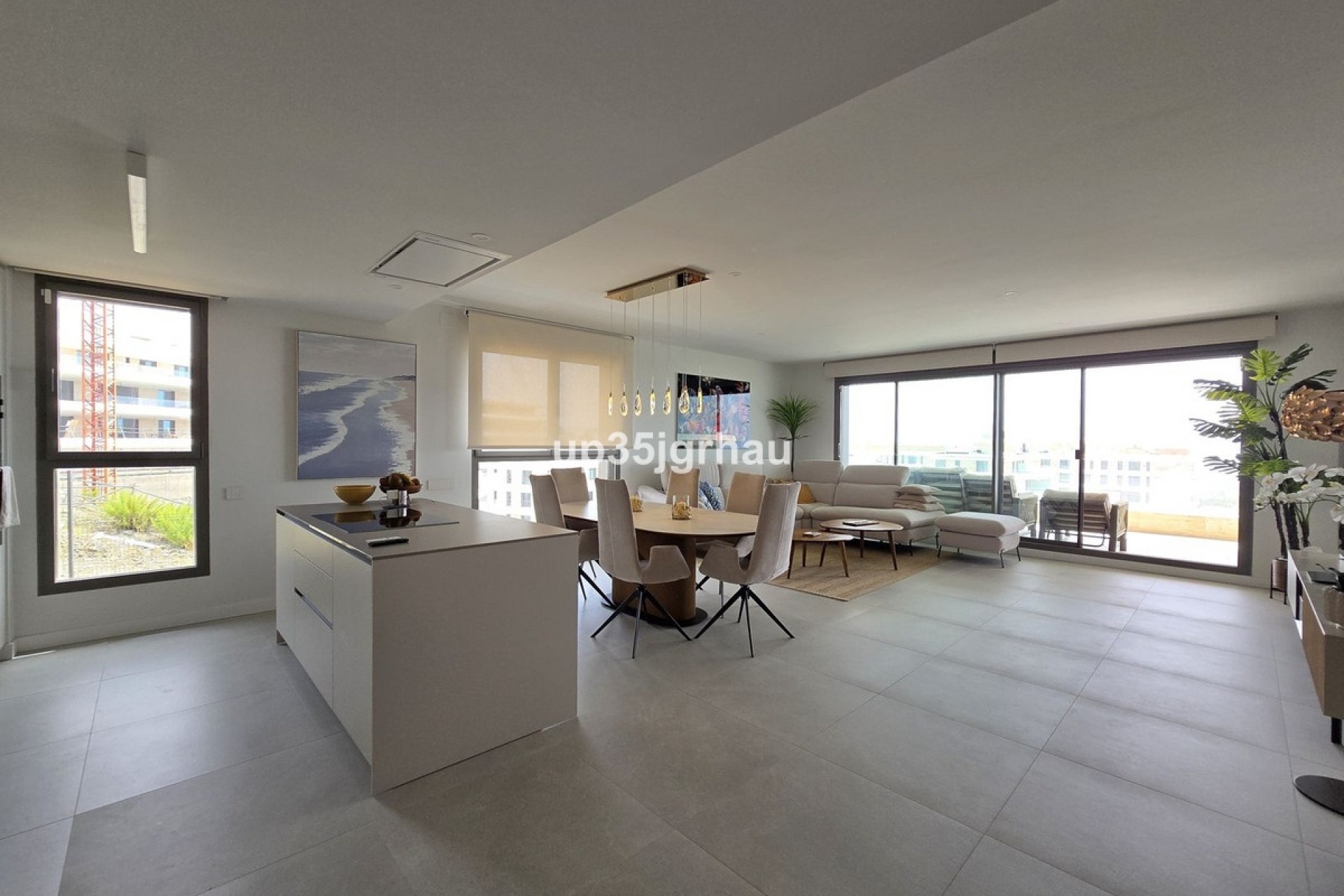 Resale - apartment - Estepona - Selwo